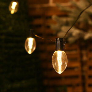 Solar 40 Bulb Outdoor LED Light Chain JH52037